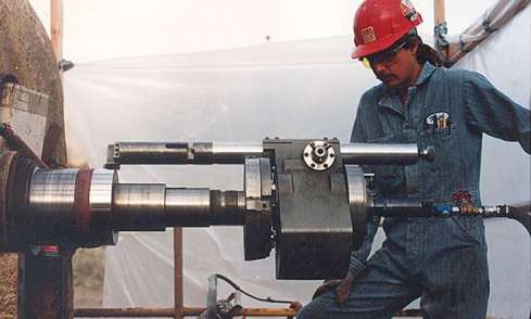  Field machining of industrial fan shaft
