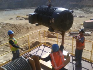Motor and sheeve alignment jaw crusher